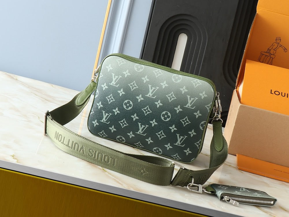 Dragons Bags ln Luxury Bag --70854
