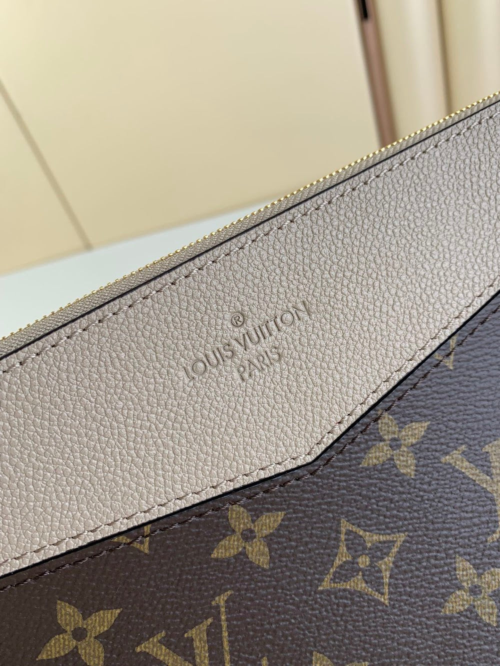 Dragons Bags ln Luxury Bag --61381