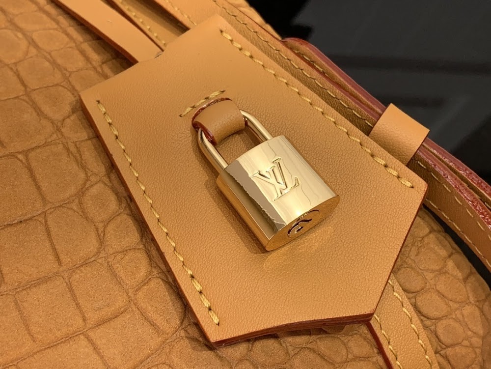 Dragons Bags ln Luxury Bag --96731