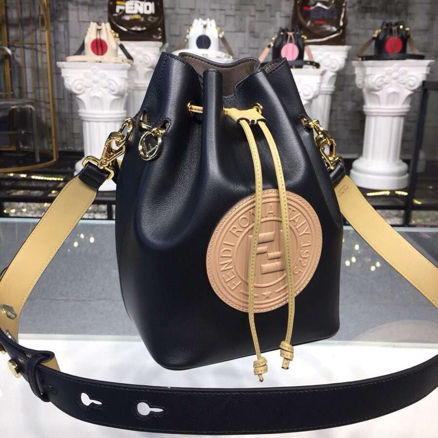 new-designer-premium-bags-nm15117