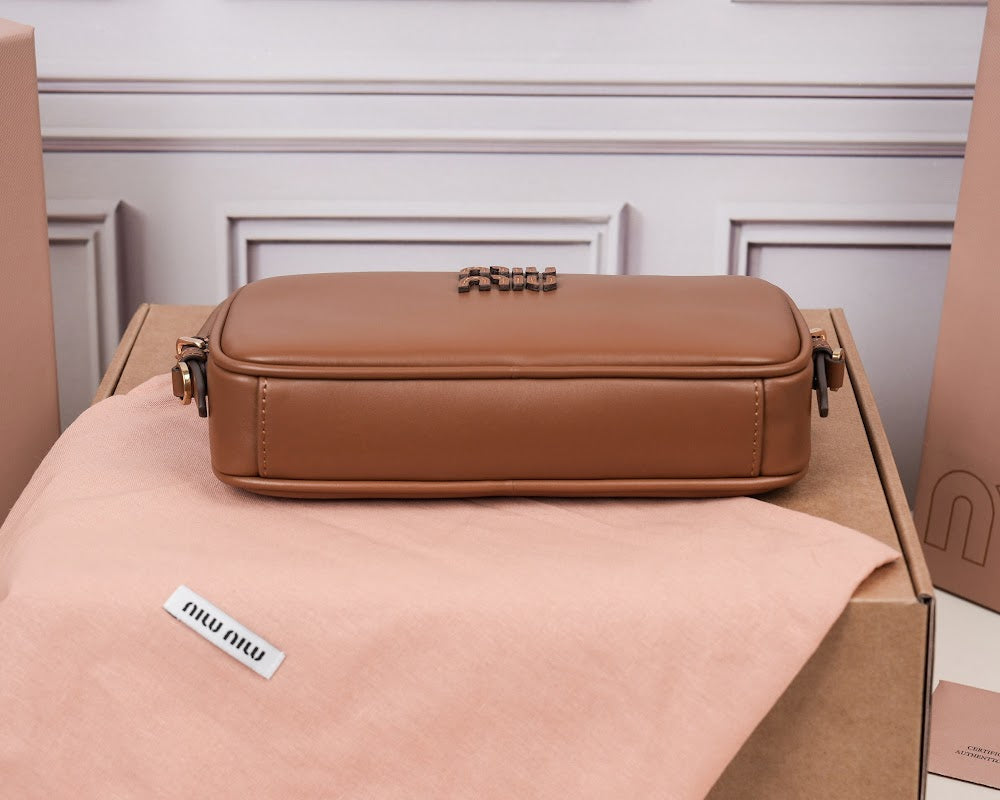 Dragons Bags Miun Miun Luxury Bag --122605