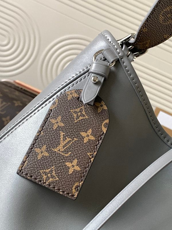 Dragons Bags ln Luxury Bag --81630