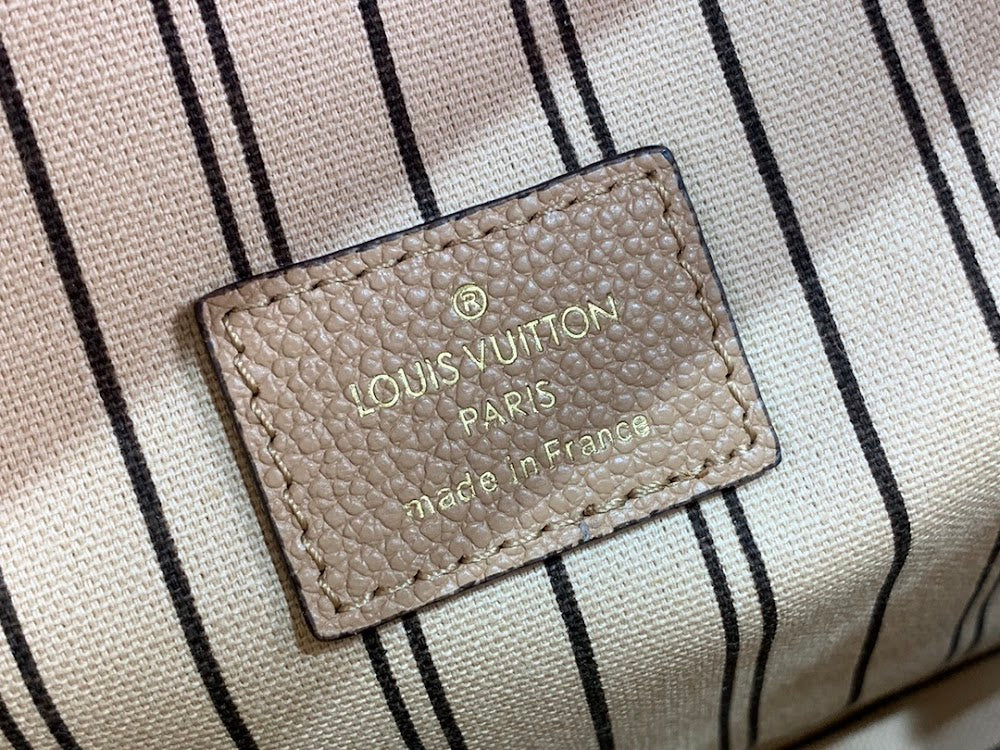 Dragons Bags ln Luxury Bag --59664