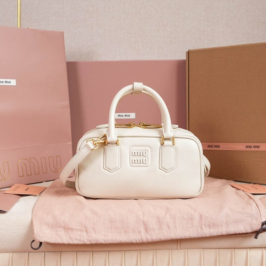 Dragons Bags Miun Miun Luxury Bag --123521
