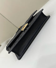 new-luxury-designer-bags-nm7665