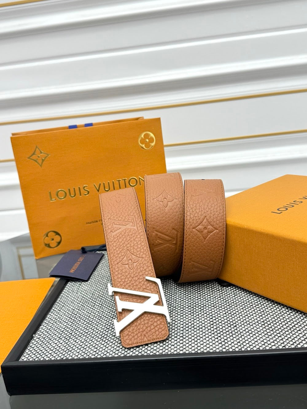 Dragons Bags ln Luxury Belt --101246