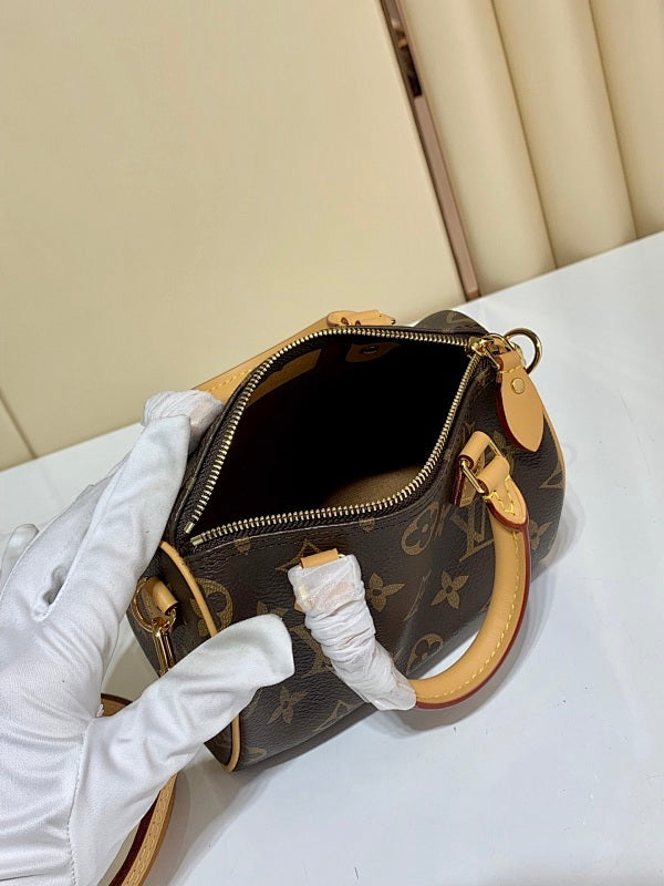 Dragons Bags ln Luxury Bag --67057