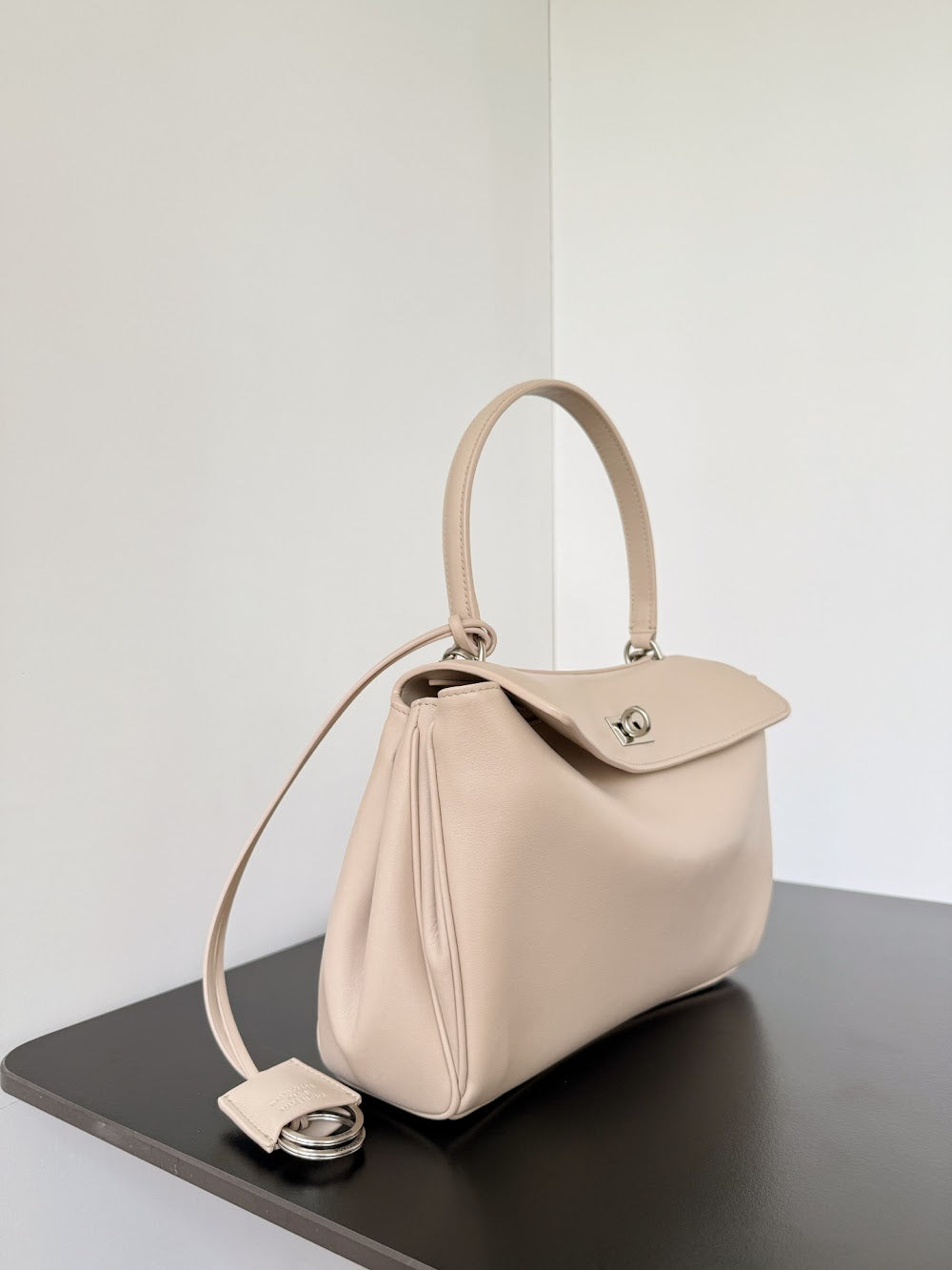 Dragons Bags Balenciaga Luxury Bag --111607