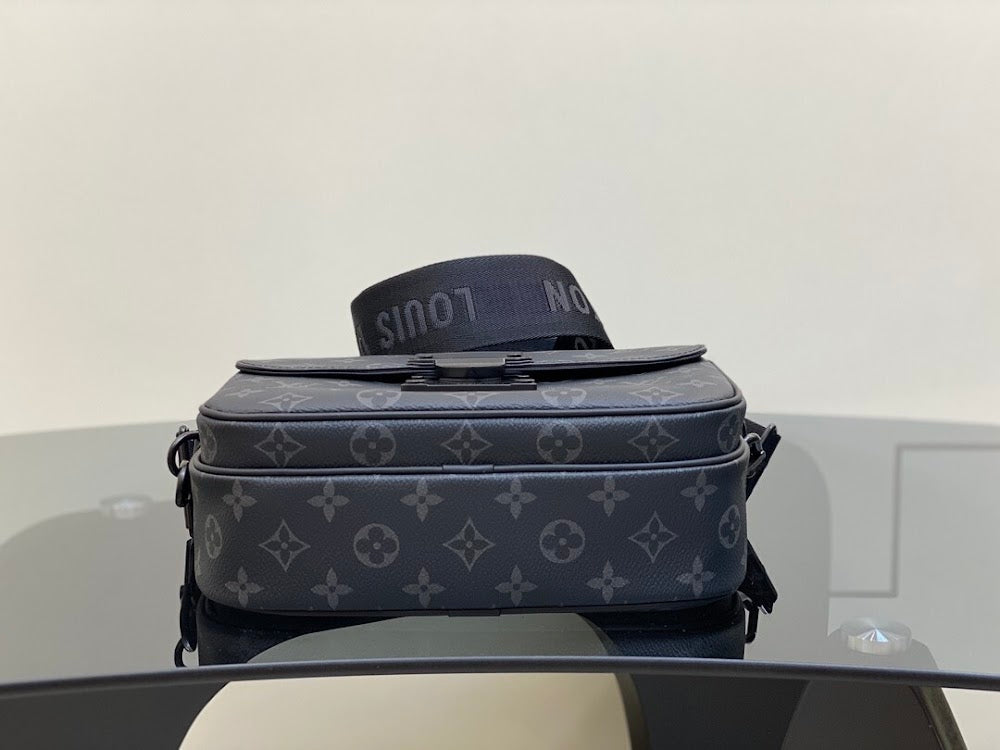 Dragons Bags ln Luxury Bag --70134