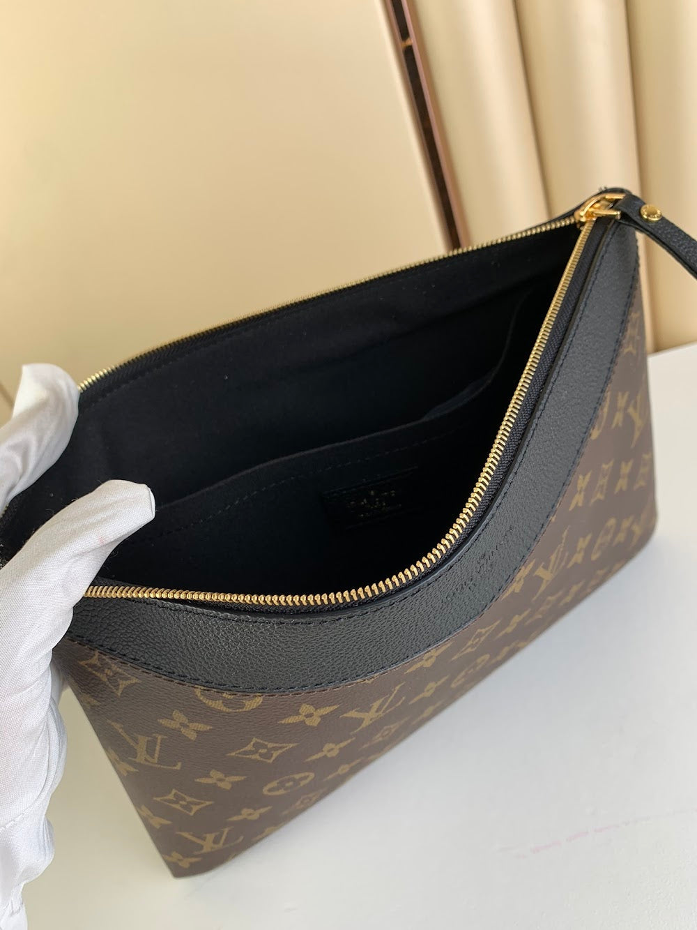 Dragons Bags ln Luxury Bag --61395