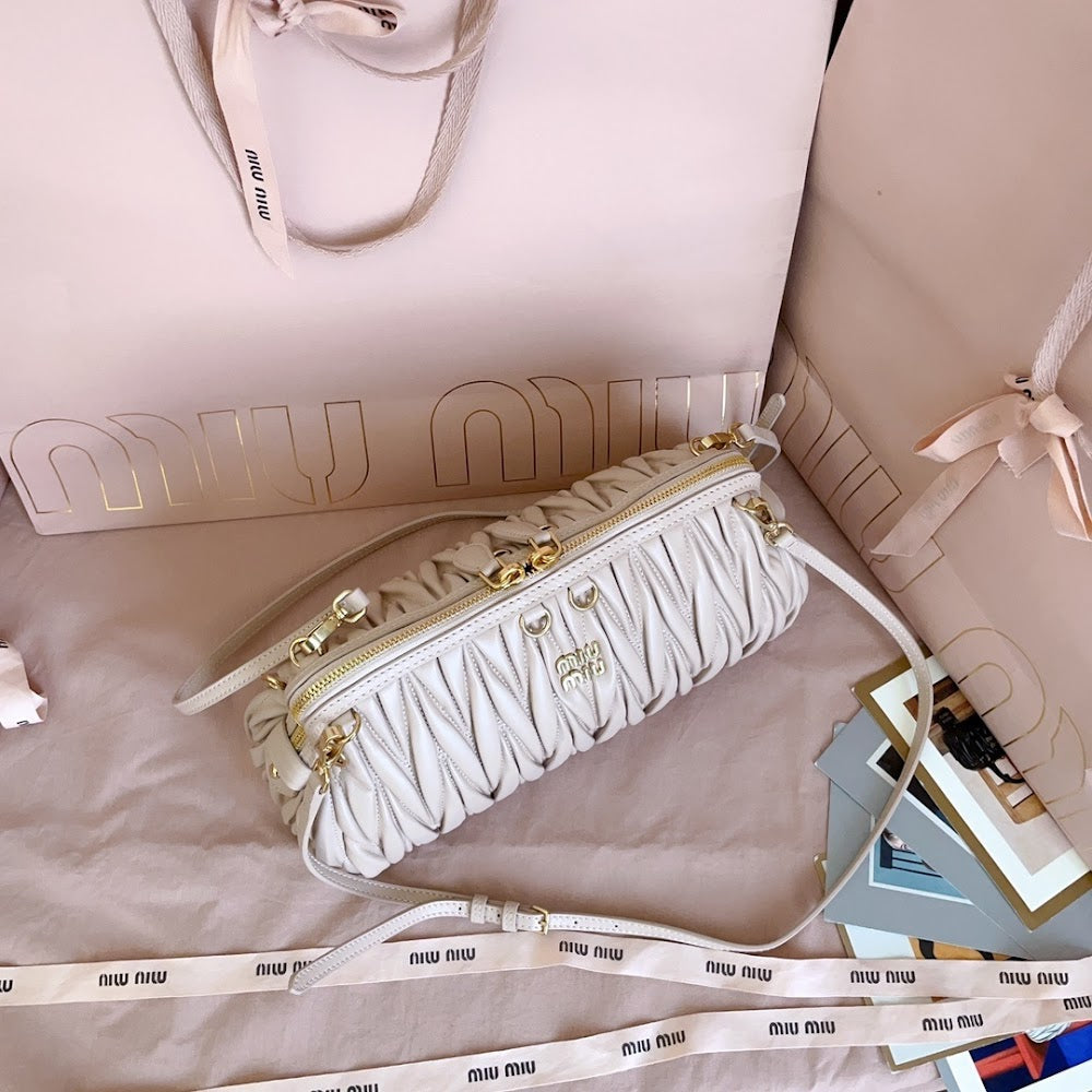 Dragons Bags Miun Miun Luxury Bag --123038