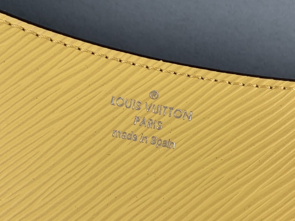 Dragons Bags ln Luxury Bag --61773