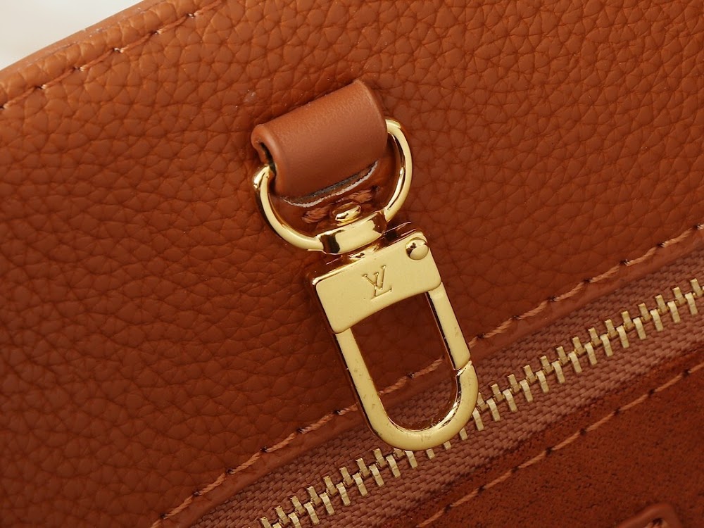 Dragons Bags ln Luxury Bag --76375