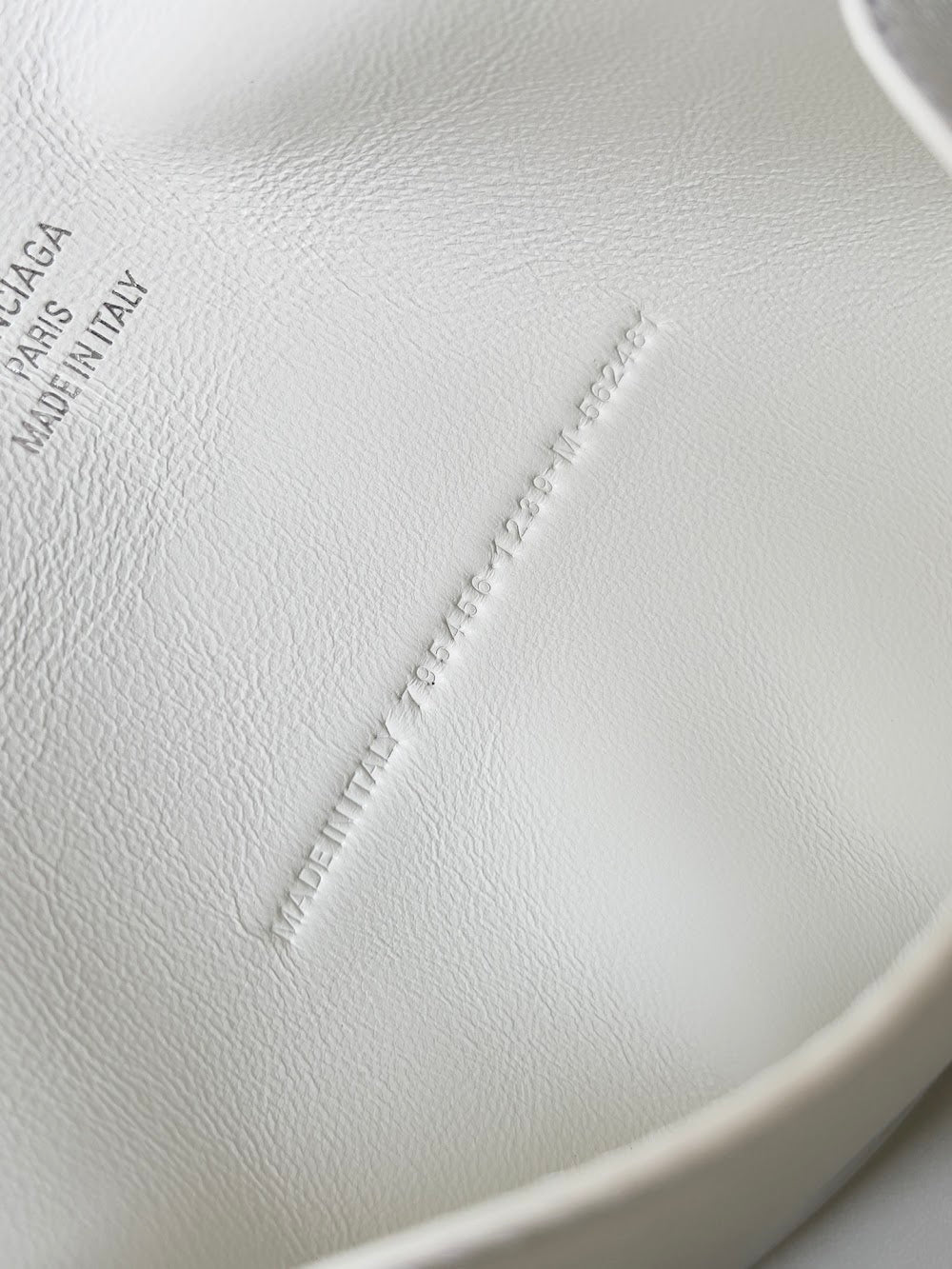 Dragons Bags Balenciaga Luxury Bag --111556
