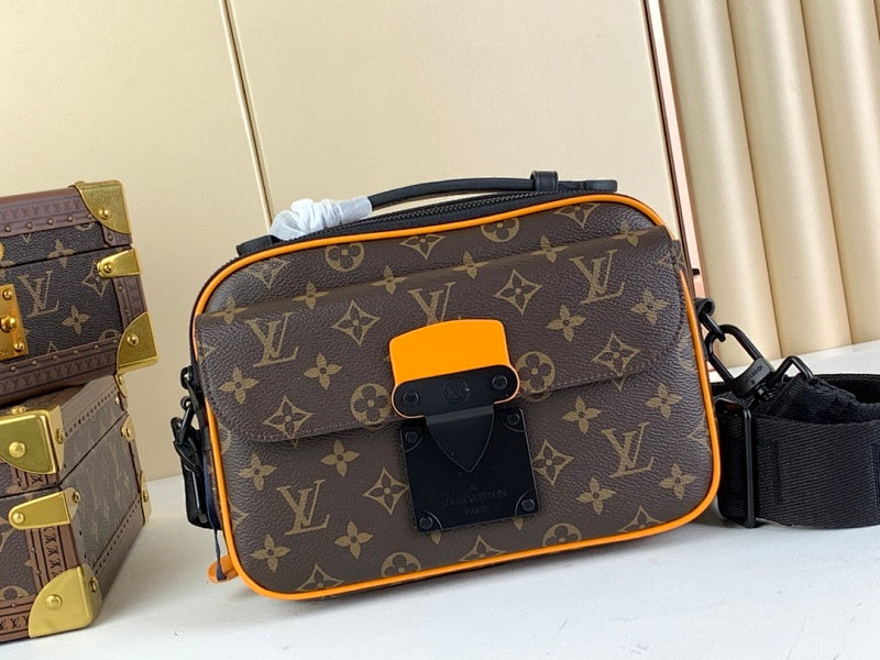 Dragons Bags ln Luxury Bag --61753