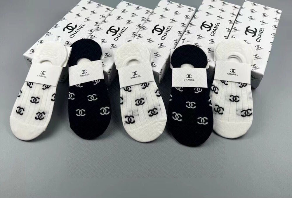 Dragons Bags Premium Luxury Socks --98513