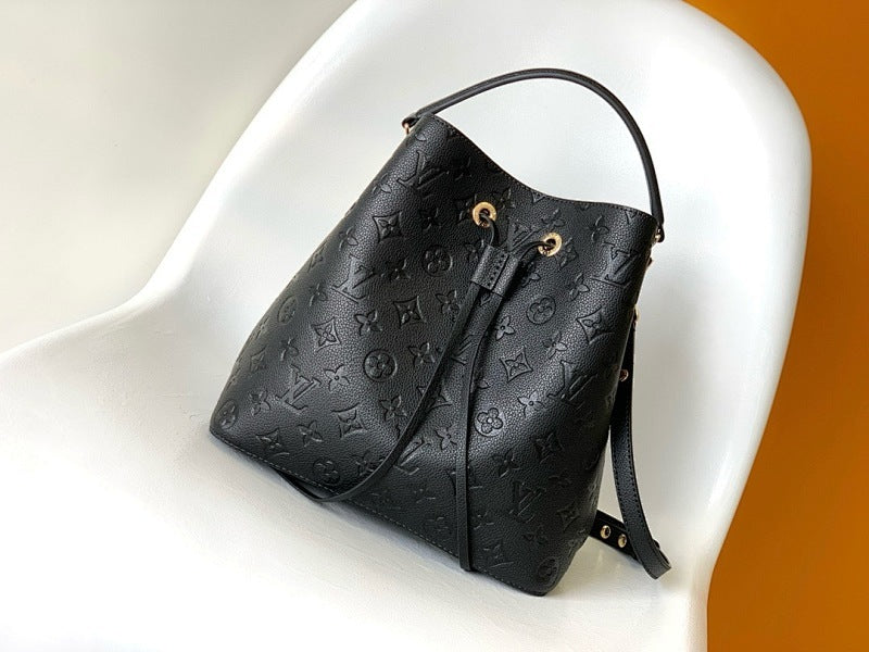 Dragons Bags ln Luxury Bag --81782