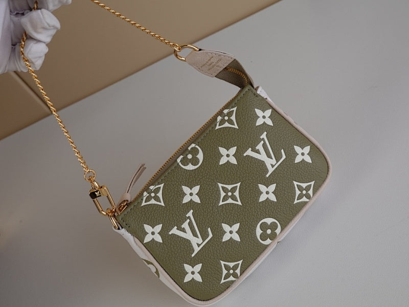 Dragons Bags ln Luxury Bag --61808
