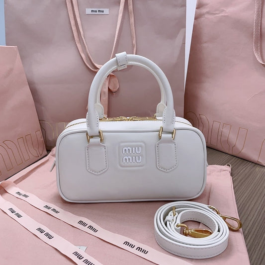 Dragons Bags Miun Miun Luxury Bag --123339