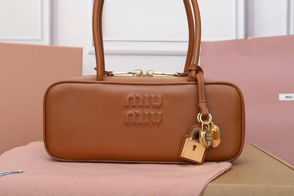 Dragons Bags Miun Miun Luxury Bag --122749