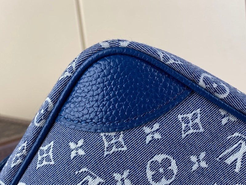 Dragons Bags ln Luxury Bag --61810