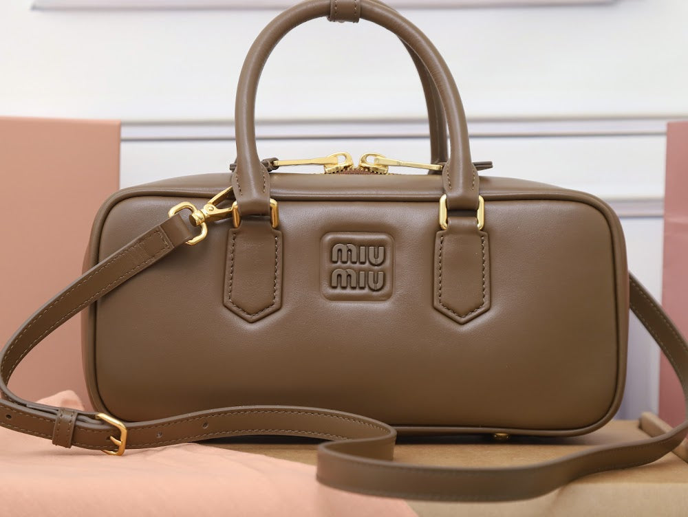 Dragons Bags Miun Miun Luxury Bag --123047