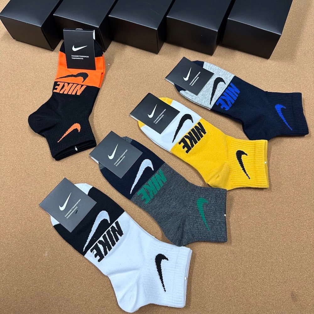 Dragons Bags Premium Luxury Socks --98400