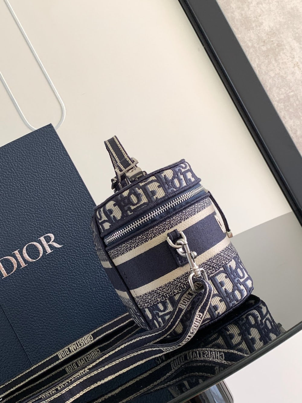 Dragons BagsDiorn Luxury Bag --114819