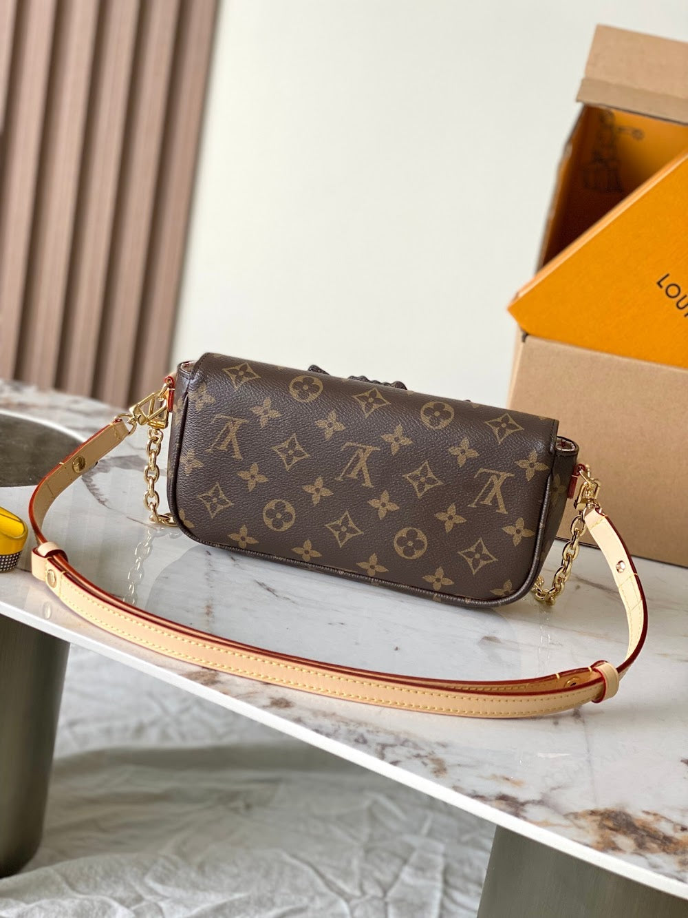 Dragons Bags ln Luxury Bag --96778