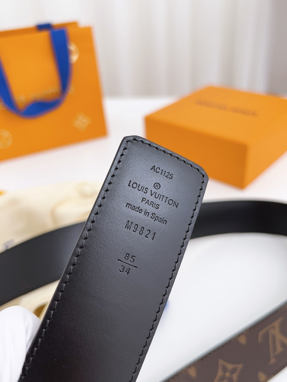 Dragons Bags ln Luxury Belt --101105