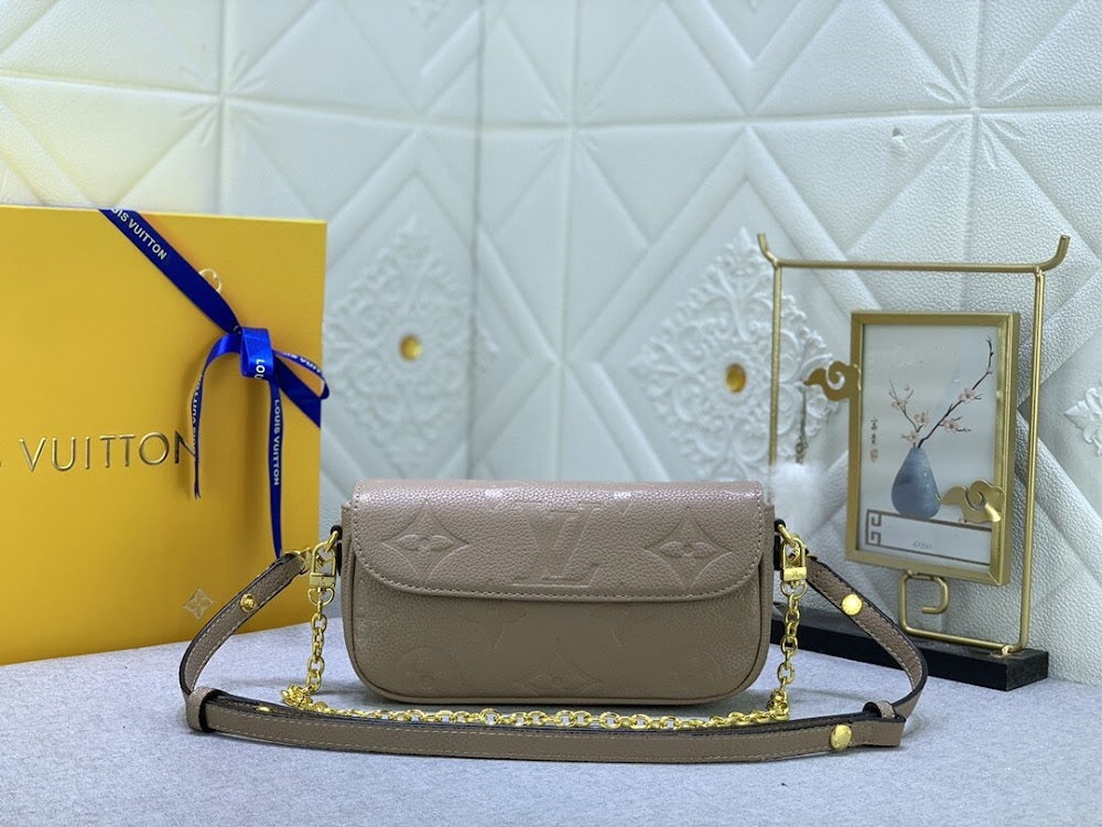 Jessica Bags ln Luxury Bag --75837