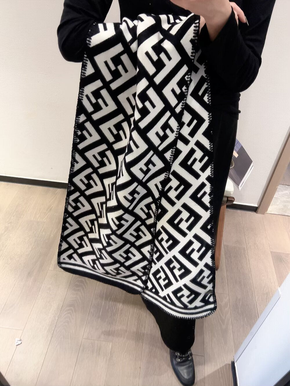 Dragons Bags Premium Designer Scarf --99086