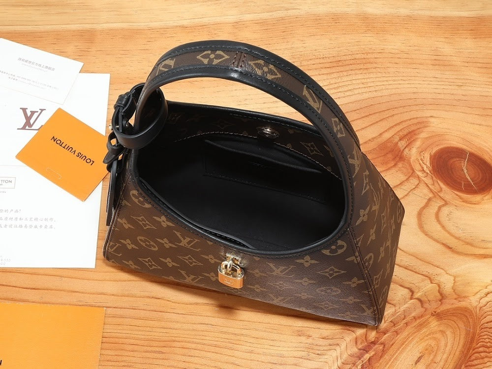 Dragons Bags ln Luxury Bag --97423