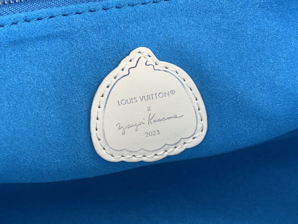 Dragons Bags ln Luxury Bag --61589
