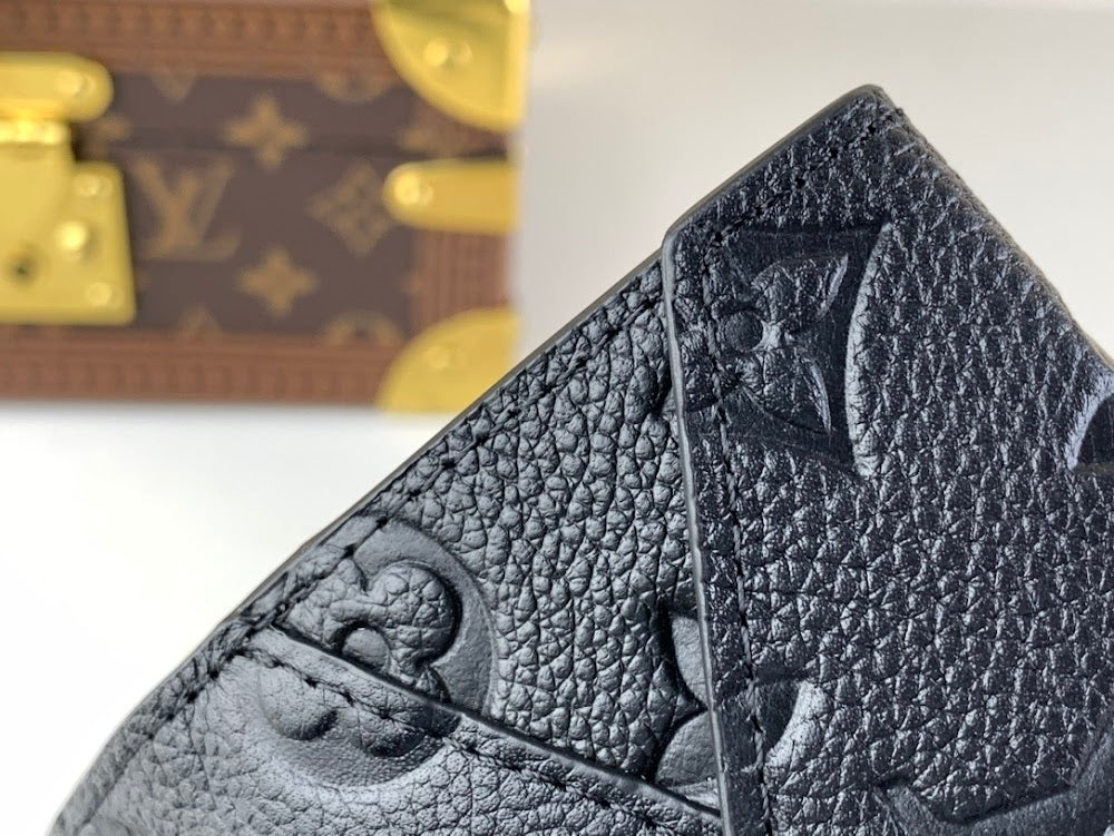 Dragons Bags ln Luxury Bag --61814