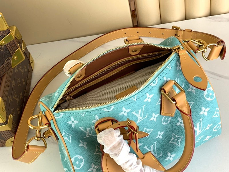 Dragons Bags ln Luxury Bag --68964