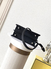 new-designer-premium-bags-nm7727