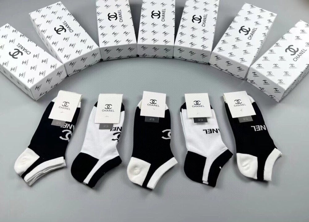 Dragons Bags Premium Luxury Socks --98140