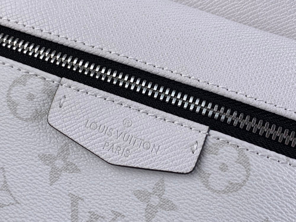 Dragons Bags ln Luxury Bag --61597