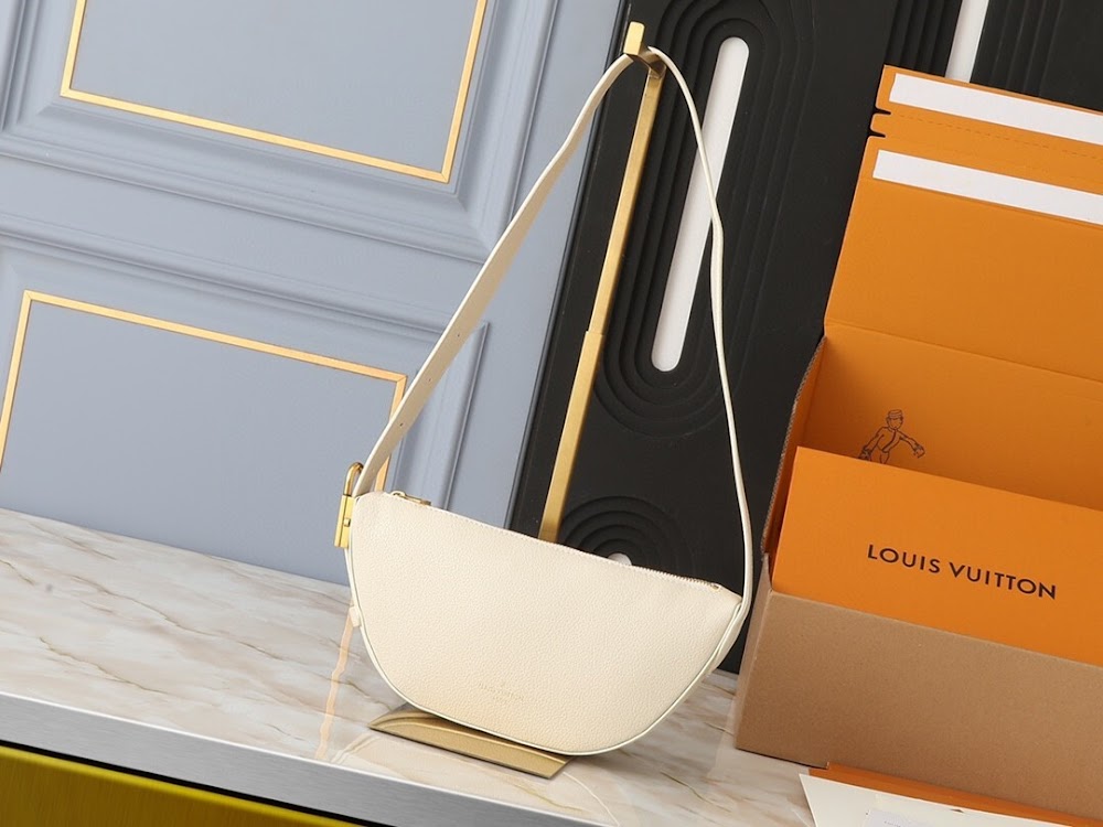 Dragons Bags ln Luxury Bag --76368