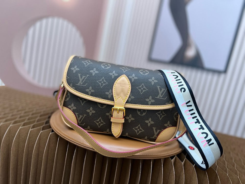 Dragons Bags ln Luxury Bag --81430