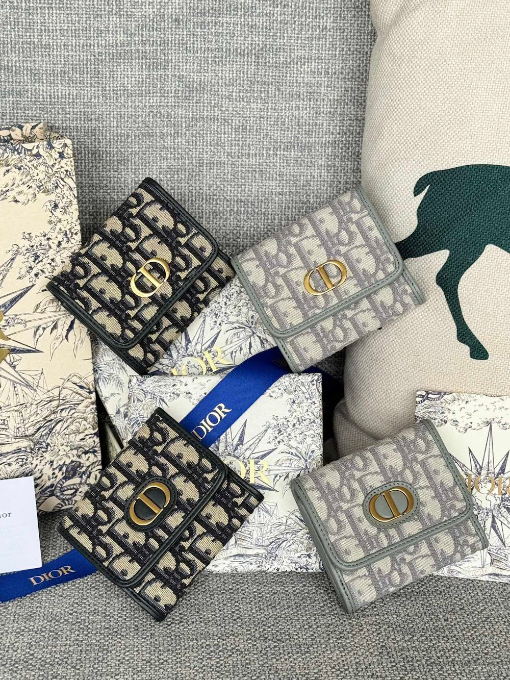 Dragons BagsDiorn Luxury Bag --115140