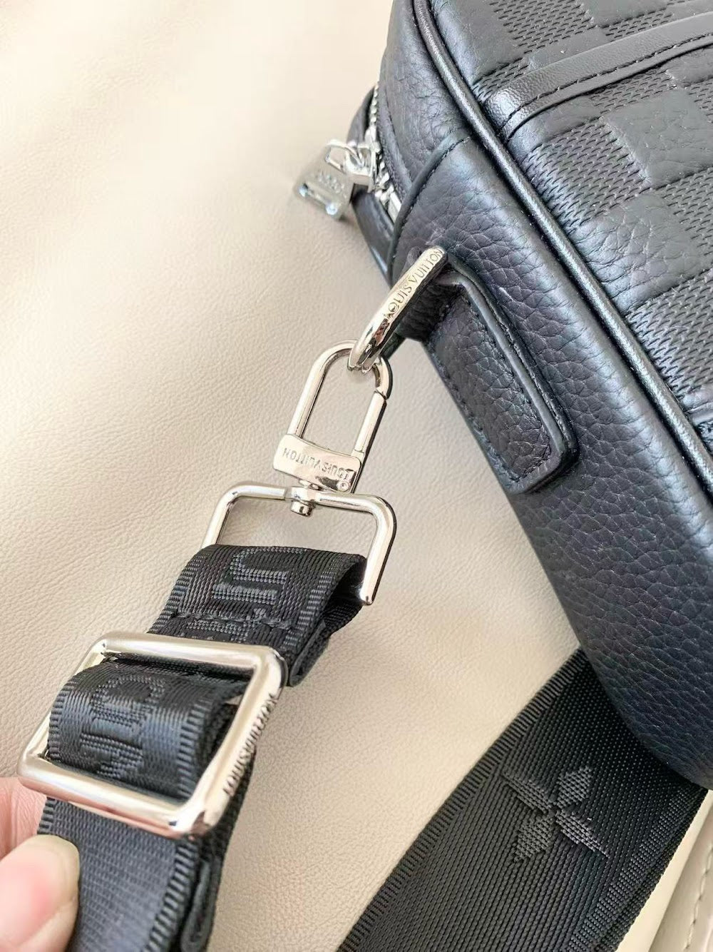 Dragons Bags ln Luxury Bag --71567