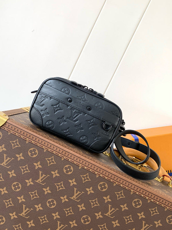 Dragons Bags ln Luxury Bag --71113