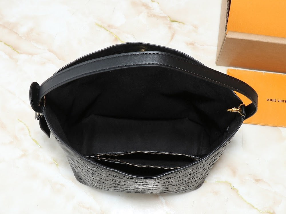 Dragons Bags ln Luxury Bag --76671