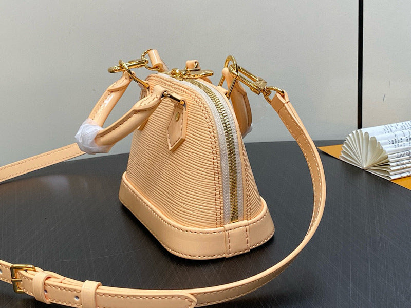 Dragons Bags ln Luxury Bag --81588