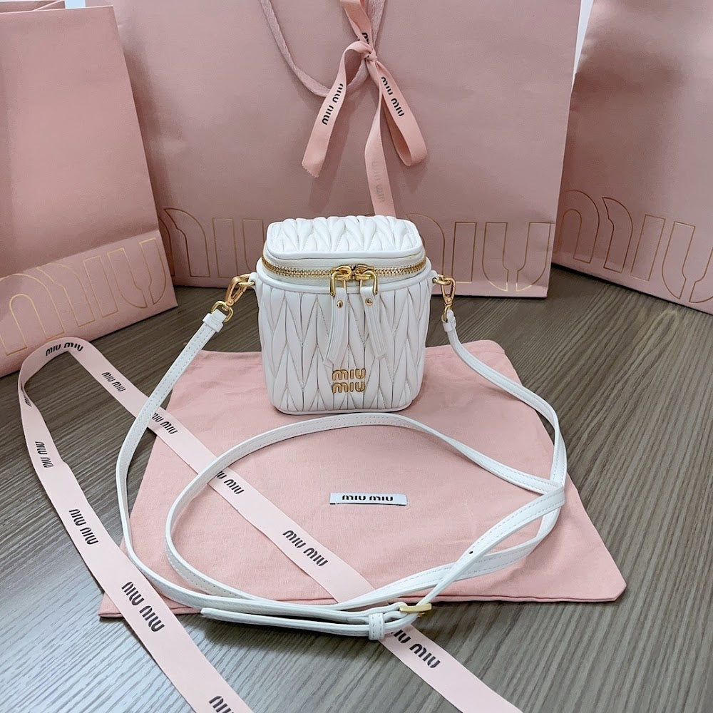 Dragons Bags Miun Miun Luxury Bag --123279