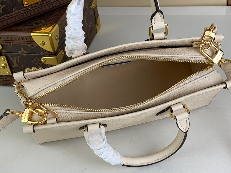 Dragons Bags ln Luxury Bag --68659