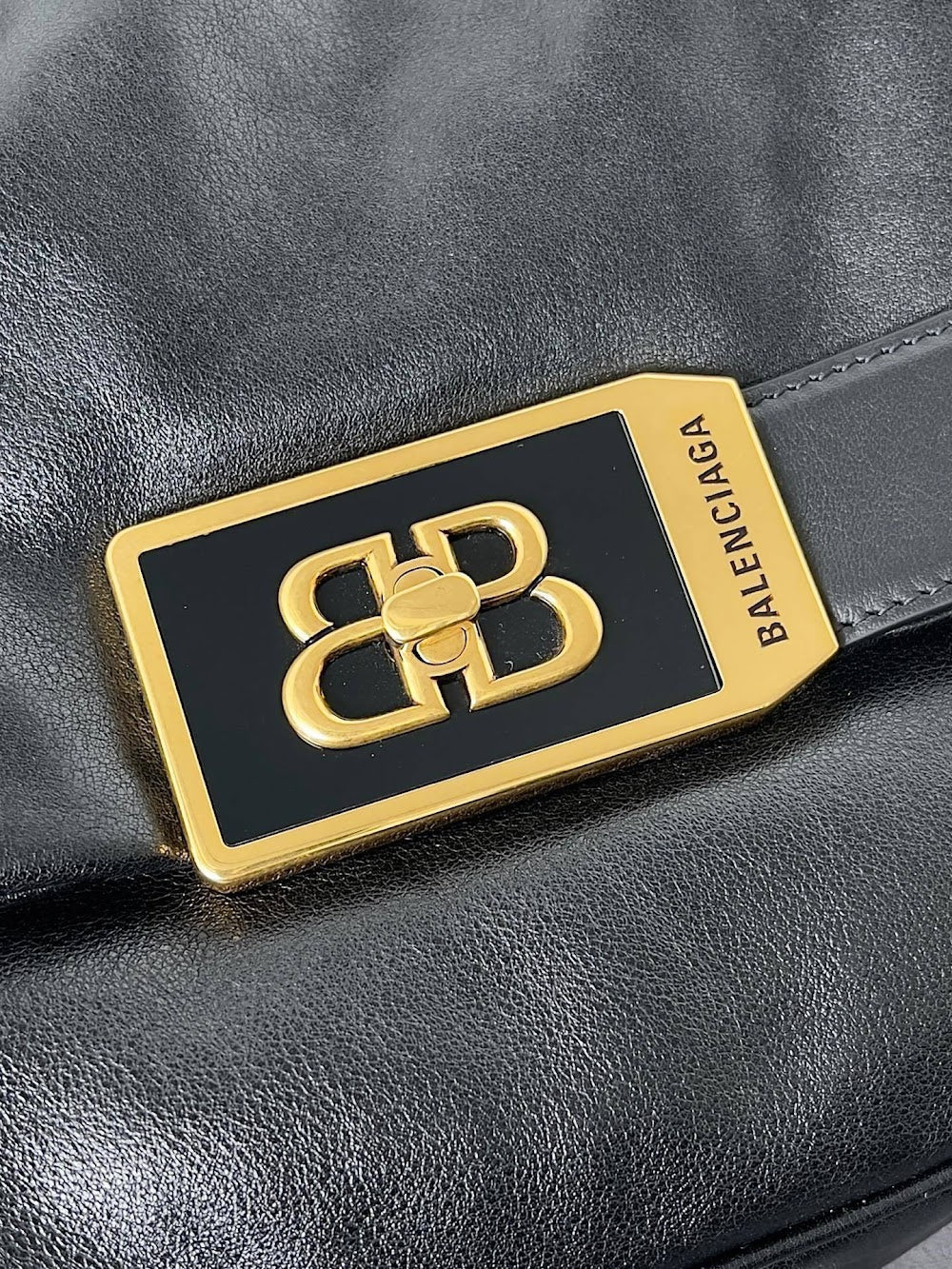 Dragons Bags Balenciaga Luxury Bag --111180