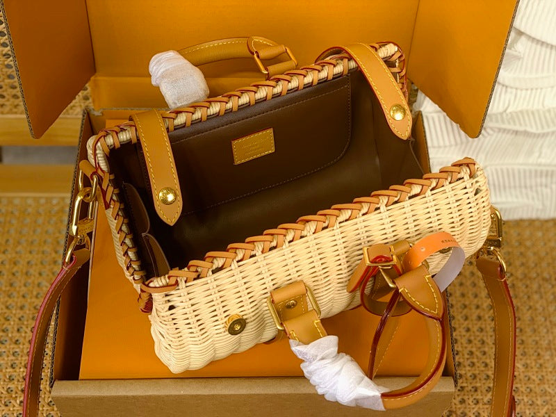 Dragons Bags ln Luxury Bag --58570